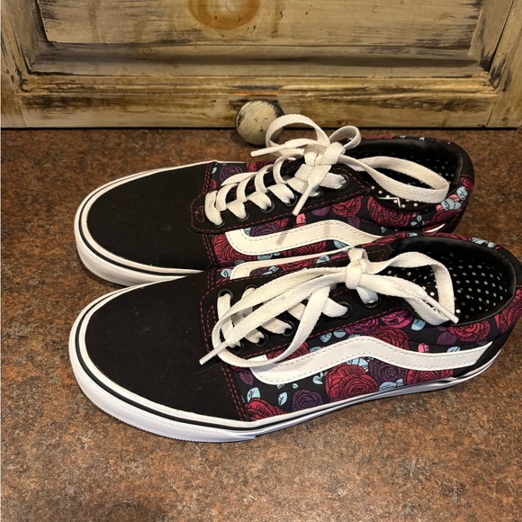 Vans Black and Pink Floral Sneakers - Picture 2 of 5